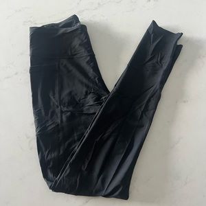 Victoria’s Secret Black Leggings with Pockets